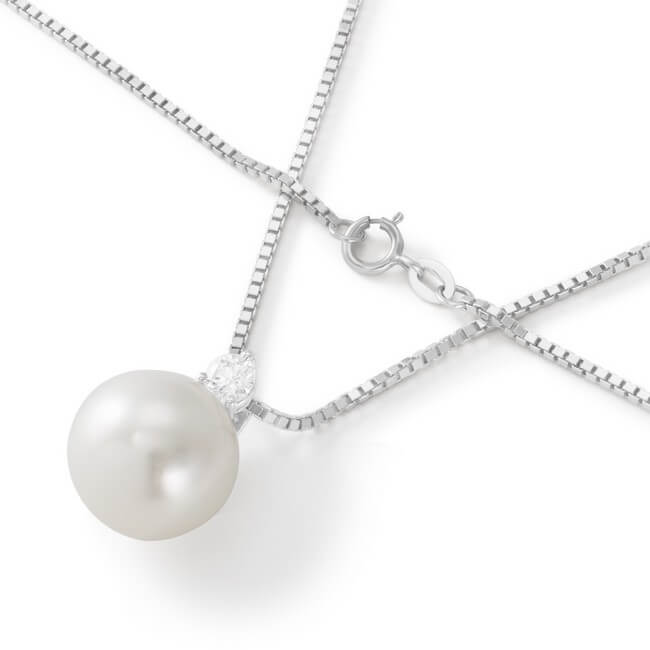 14KT White Gold South Sea Pearl and Diamond Necklace