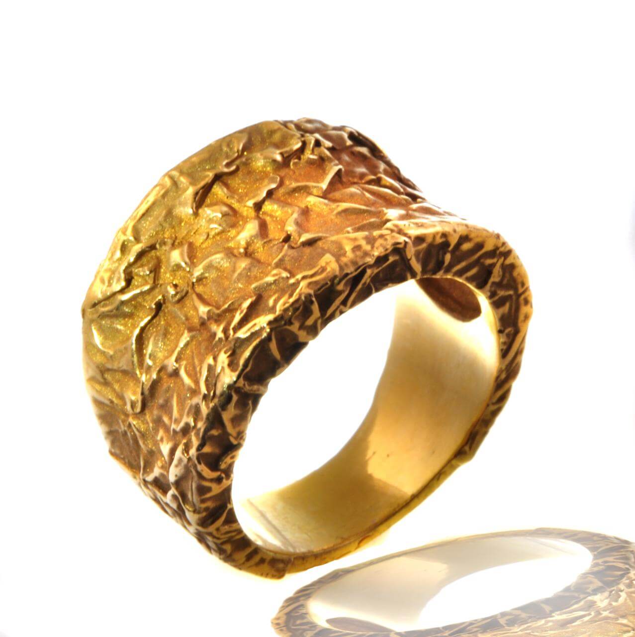 Gold textured ring