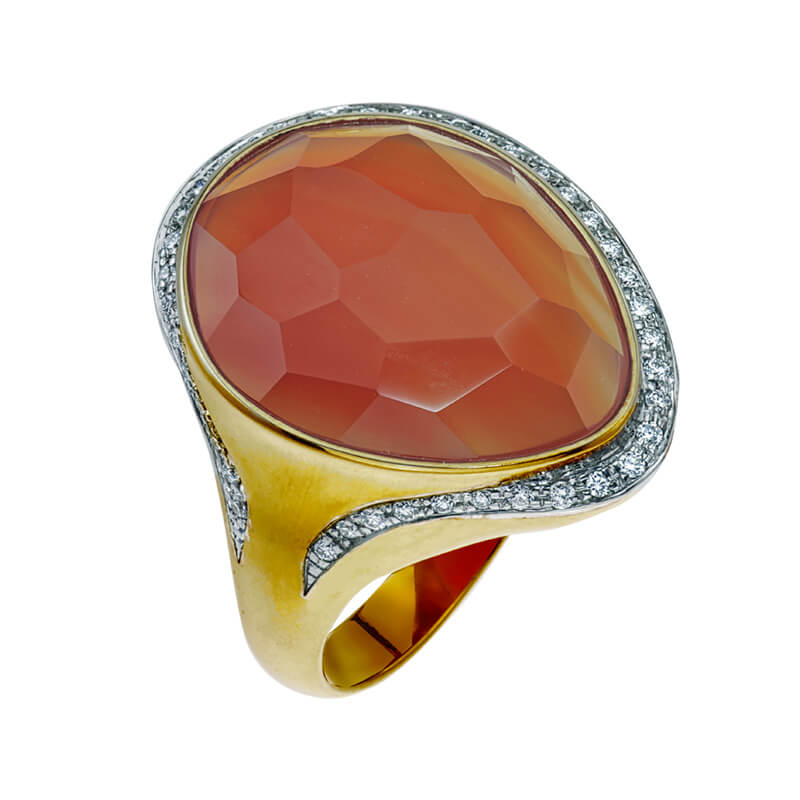 18kt yellow gold, Carnelian Agate and Diamond ring.
