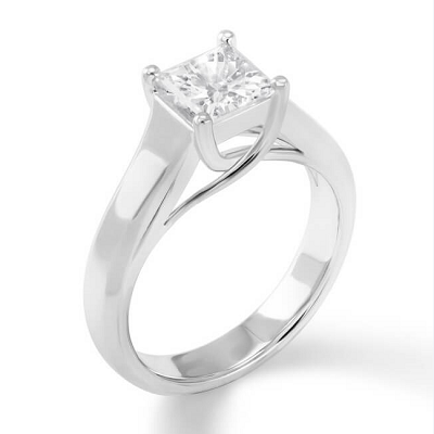 Platinum diamond engagement ring