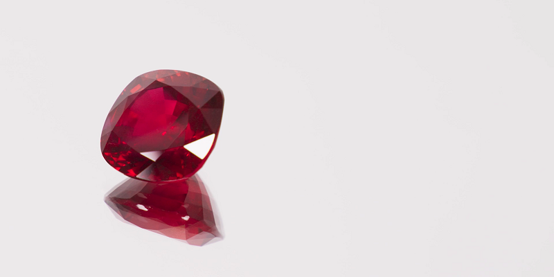 The Estrela de Fura ruby, is the largest ruby to ever come to auction.