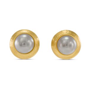 Pearl Stud Earrings in 18KT Gold
