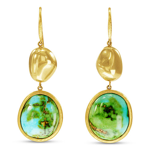 gold earrings